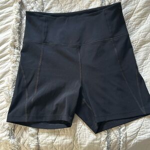 Girlfriend collective High-rise run short